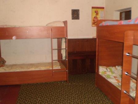 условия проживания в Донецке